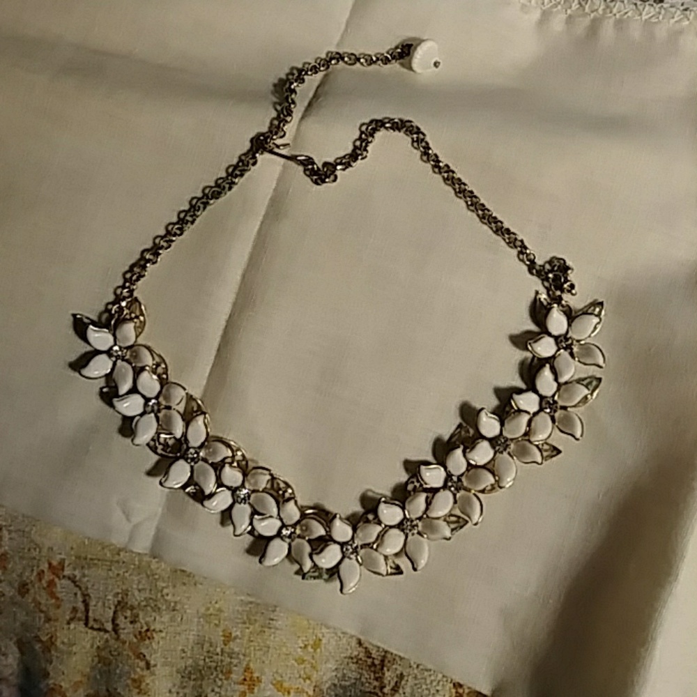 Vintage Flower necklace